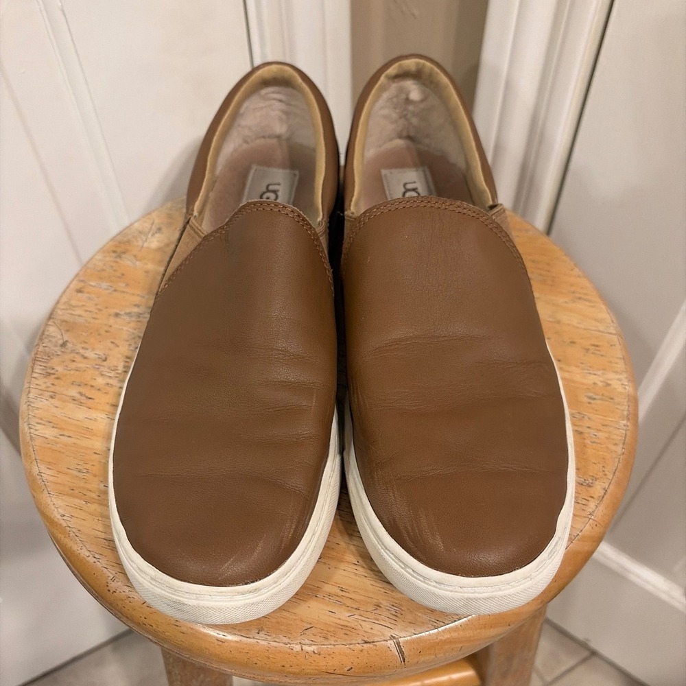 UGG Mens Henrick Slip On Loafer Shoes Brown 10 Leather S/N 1102292